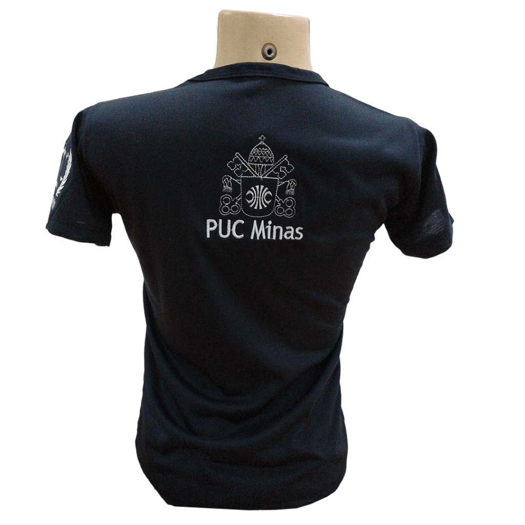 Costas de camisa em PV anti-pilling bordada